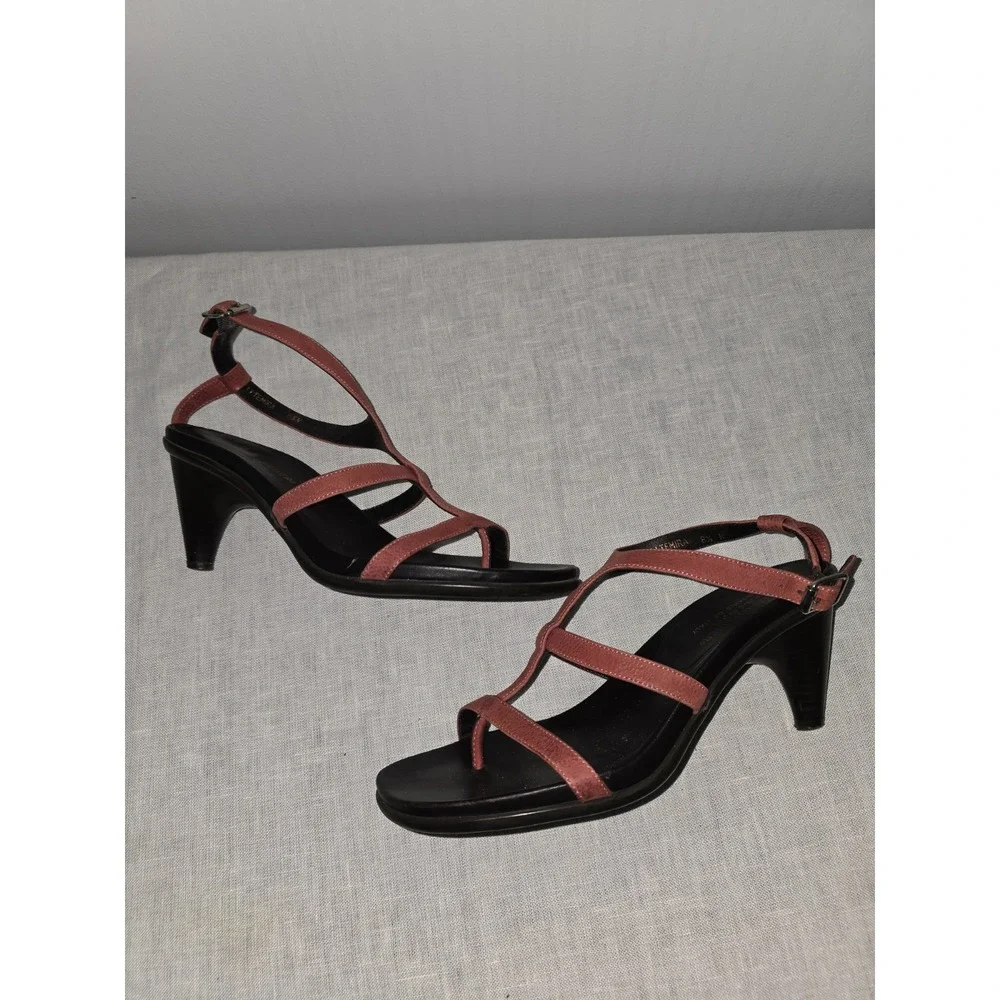 Donald J Pliner Temira Suede Strappy T-Strap Heels Sandals Shoes 8.5 Narrow